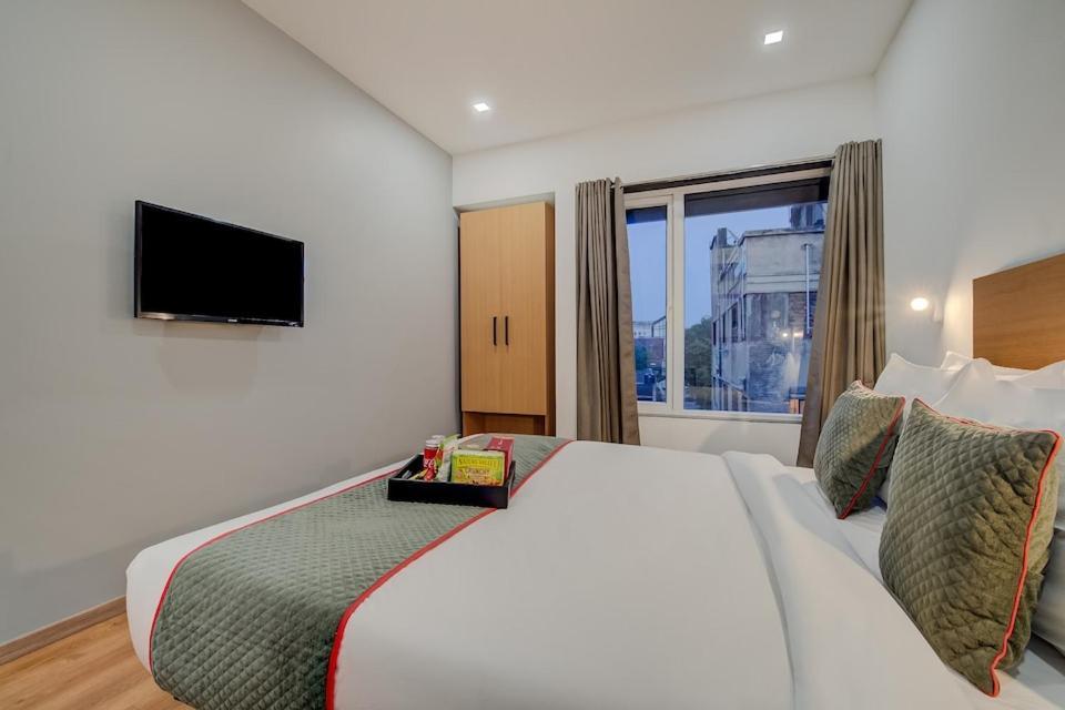 Hotel Town Plaza Pune Exterior foto